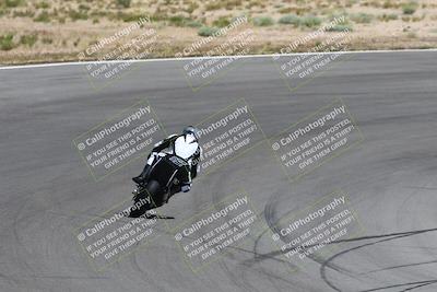 media/Apr-20-2025-AHRMA (Sun) [[393a79c373]]/Race/Group 8/Turn 4b/